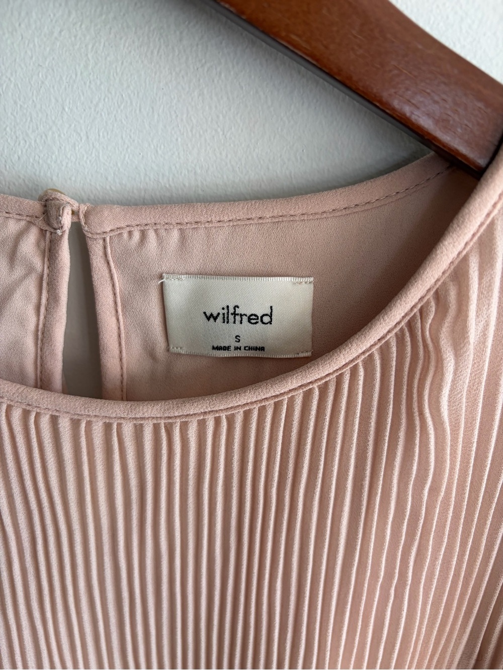 Wilfred Pleated Midi Dress in Blush - Picture 4 of 6
